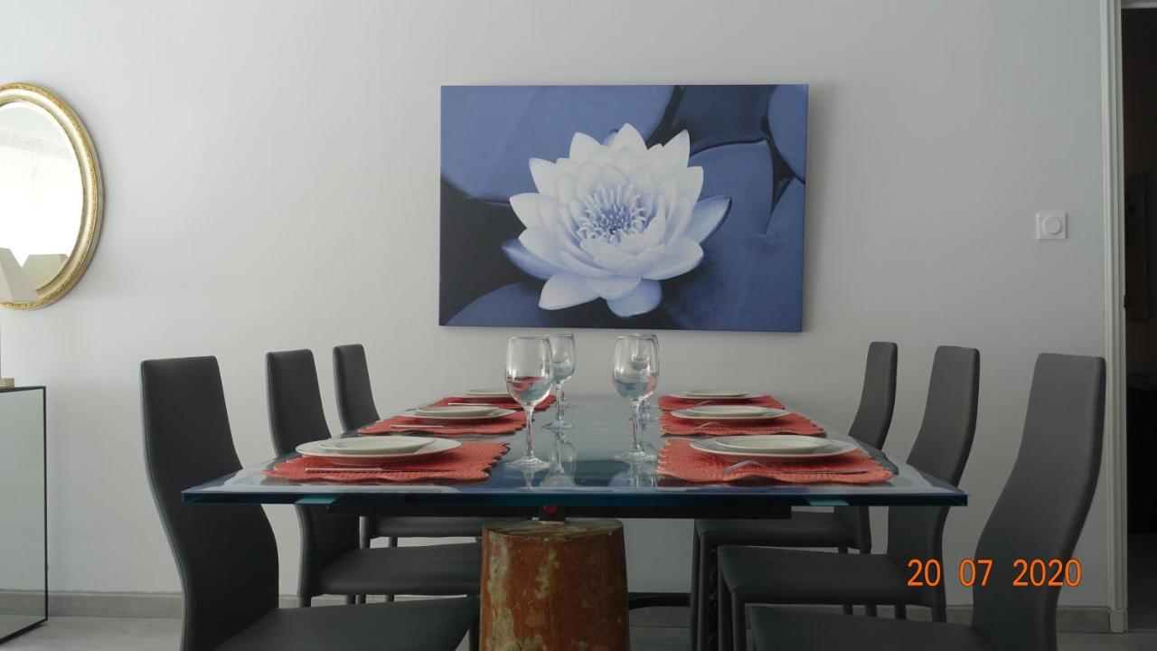 Apartament Au Coeur Des Lices *** Centre Historique Awinion Zewnętrze zdjęcie