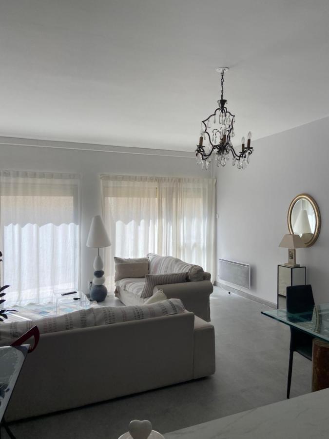 Apartament Au Coeur Des Lices *** Centre Historique Awinion Zewnętrze zdjęcie