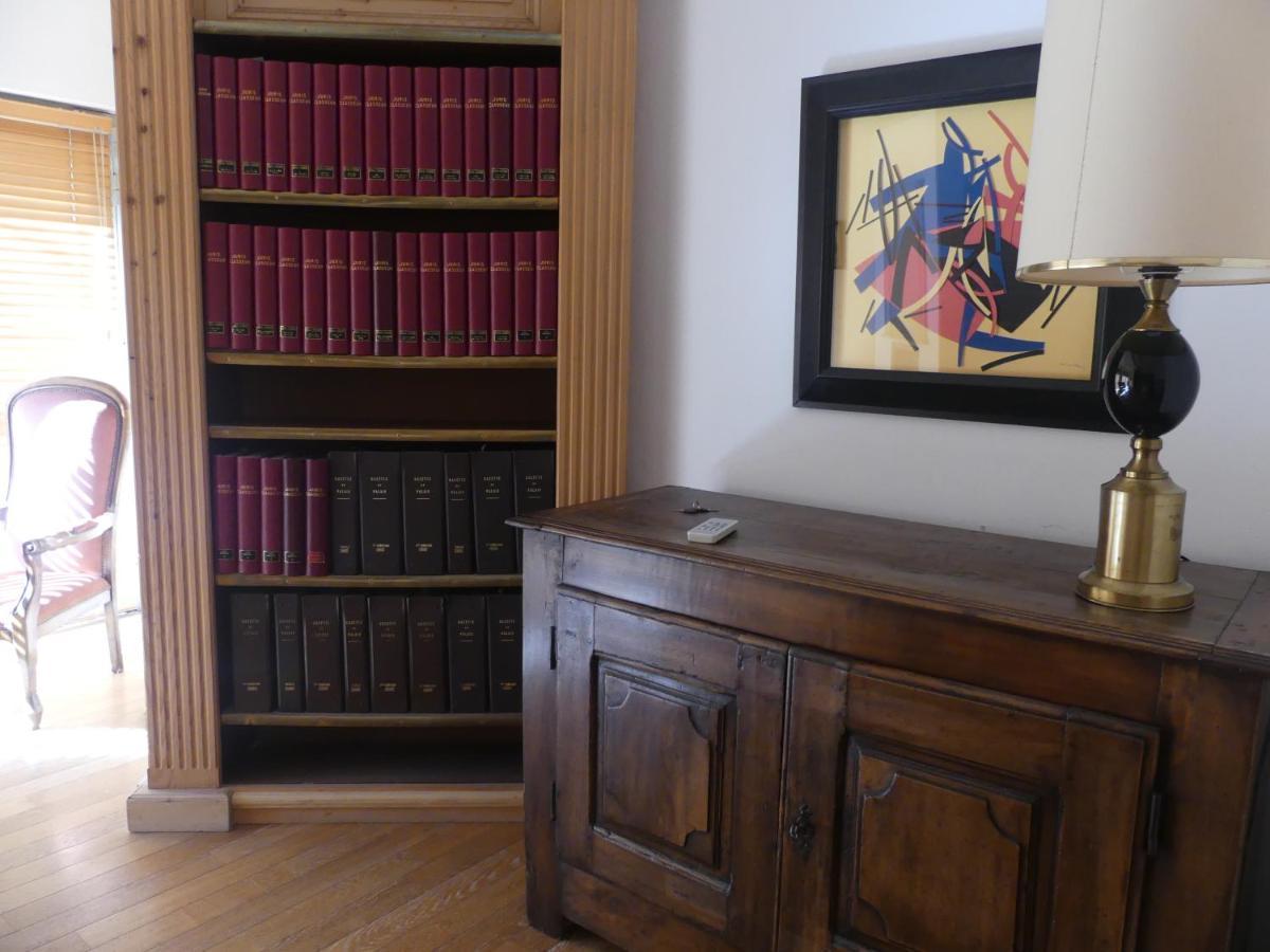 Apartament Au Coeur Des Lices *** Centre Historique Awinion Zewnętrze zdjęcie