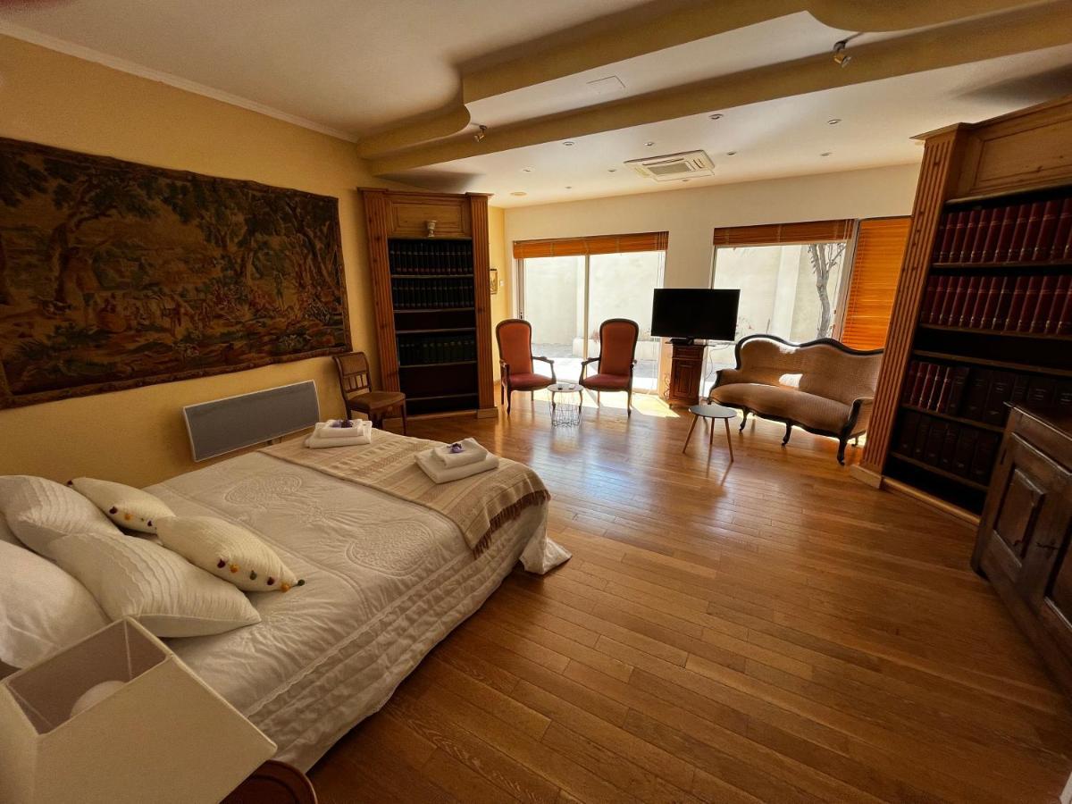 Apartament Au Coeur Des Lices *** Centre Historique Awinion Zewnętrze zdjęcie