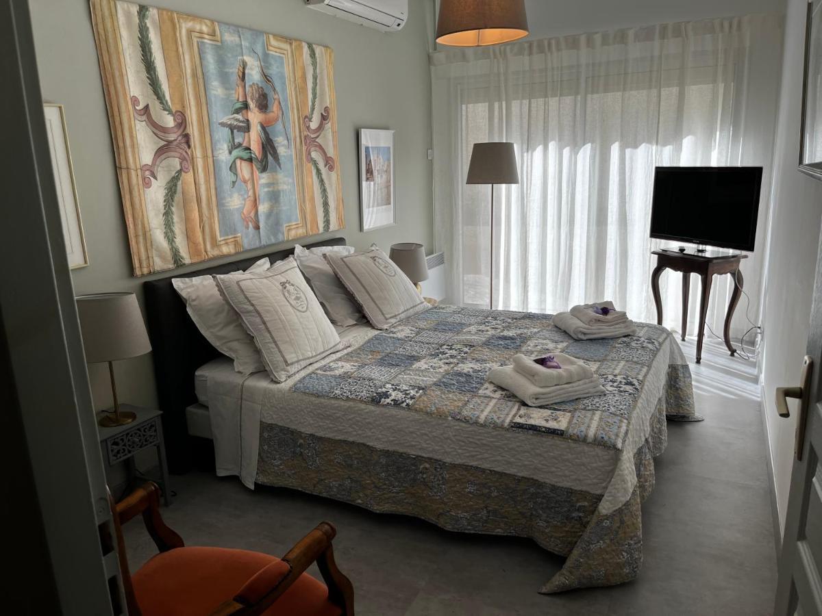 Apartament Au Coeur Des Lices *** Centre Historique Awinion Zewnętrze zdjęcie