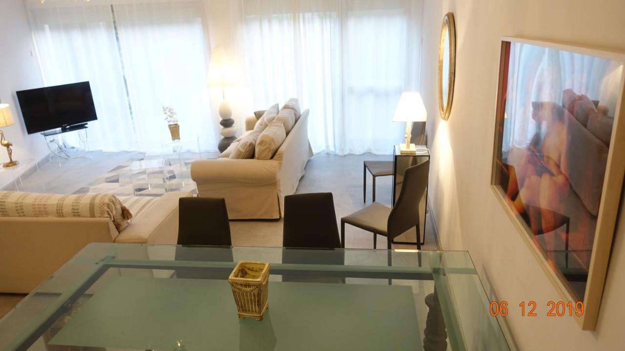 Apartament Au Coeur Des Lices *** Centre Historique Awinion Zewnętrze zdjęcie